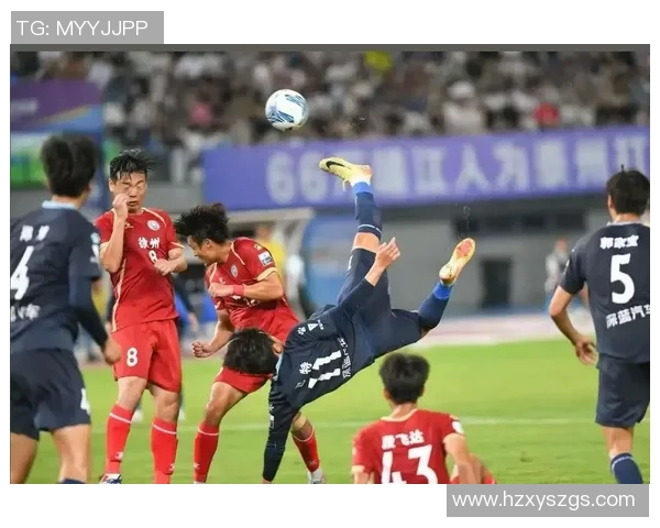 足球明星之间的深厚友情与精彩瞬间分享图片大全